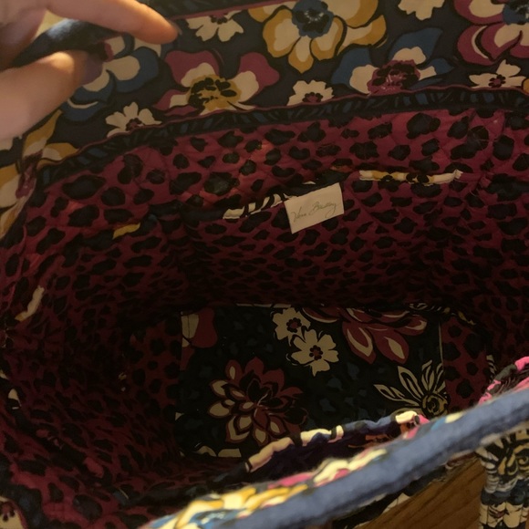 Vera Bradley Tote - Picture 3 of 4